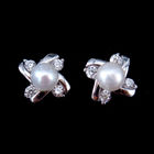 Bulk Customized Silver Pearl Earrings Jewelry Flowers Shape For Girl