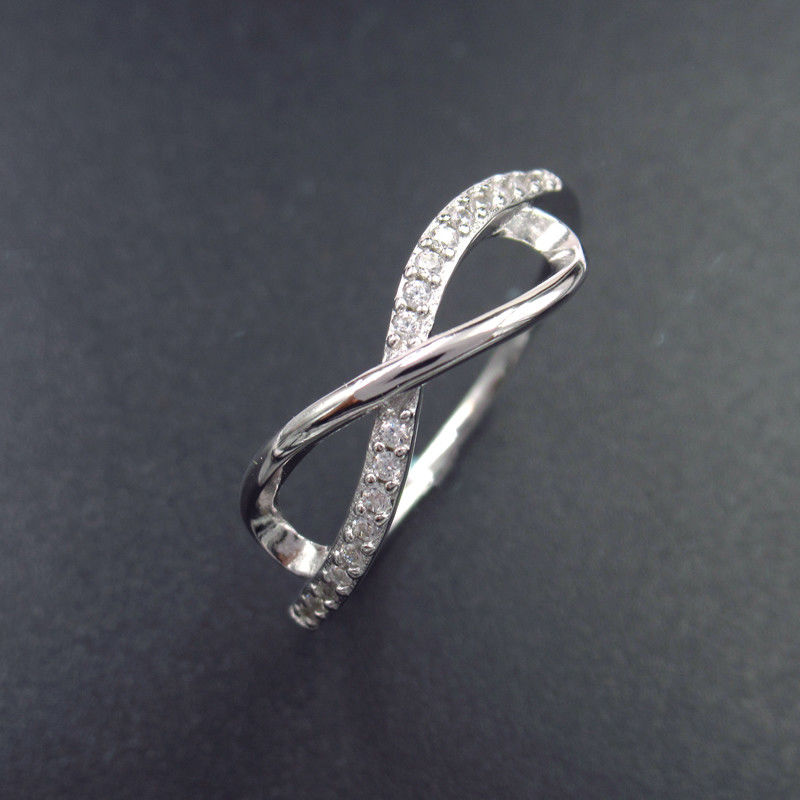 Elegant Infinity Shape Silver Cubic Zirconia Rings For Asian Lady / 925 Silver Jewelry