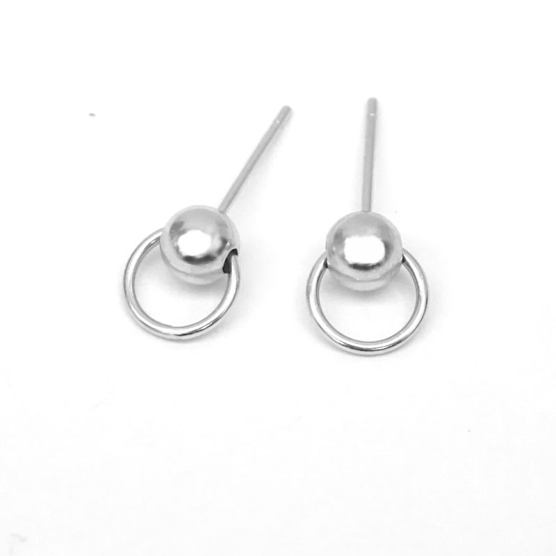 Beautiful Silver Cubic Zirconia Earrings / Fashion Silver Stud Earrings