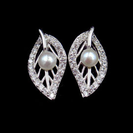 Elegant Chenqi Silver Pearl Drop Earrings Rosette Shape For Wedding Party