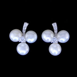 Flower Shape Inset Fres Freshwater Pearl Drop Earrings For Engagement