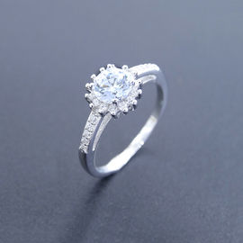 Luxurious Sterling Silver CZ Halo Ring Silver 925 One Stone For Wedding Bridal