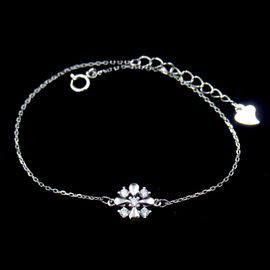 Little Cross Shape Personalized 925 Silver Cubic Zirconia Bracelet Minimalist Style