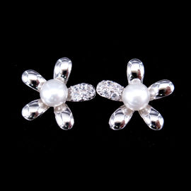 Minimalist Style Freshwater Pearl Stud Earrings Bowknot With Rosette Shape