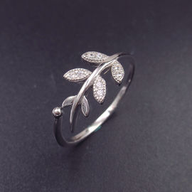 Cute Freshwater Pearl Engagement Rings With Leaf / Flower Shape