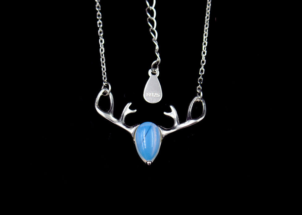 Buckhorn Shape New Jewellery Design Gemstone Moonstone Elegant Jewelry